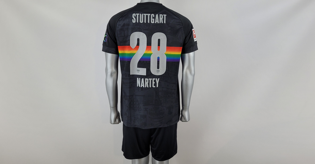 VfB Sonderoutfit Von Nikolas Nartey