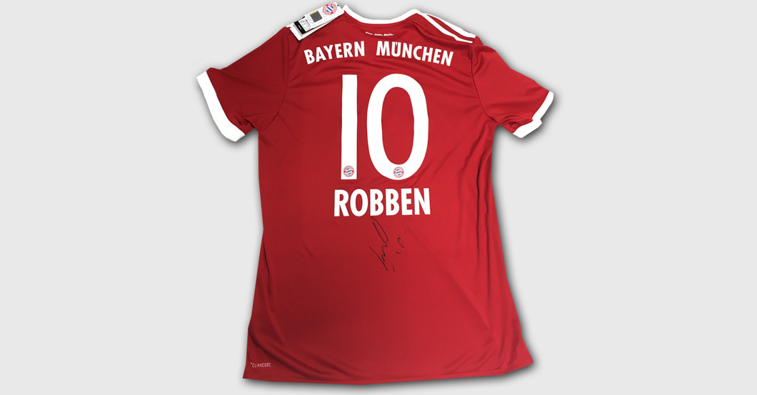 10 Seasons Munich: Arjen Robben's Signed Shirt