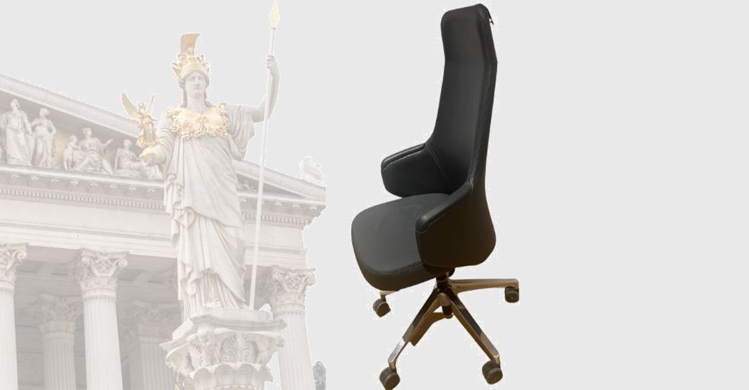 Echtes Unikat: Original-Stuhl Parlament aus österreichischen dem