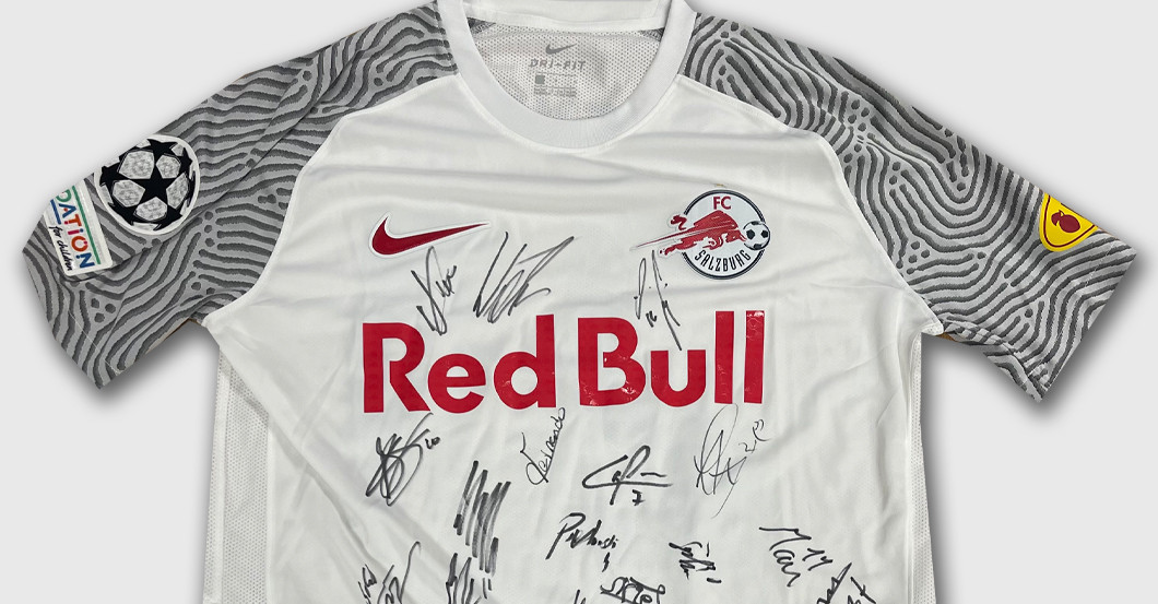 FC Red Bull Salzburg star Adeyemi donates CL jersey