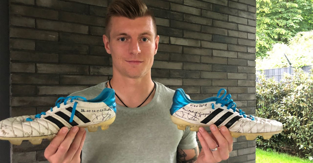 Sports History: Toni Kroos's Shoes & Jersey from CL Final